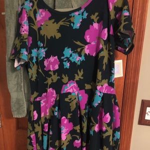 Brand new with tags LuLaRoe Amelia dress in 3xL